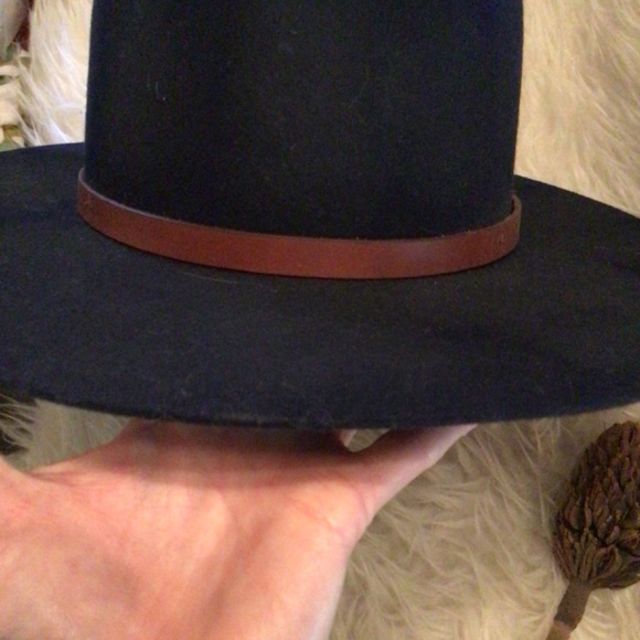 NEW! Wyeth distressed navy wool boater